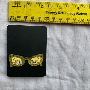 2008 Pin Disneyland Resort Character Sunglasses Tinker Bell
